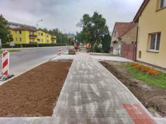 Nový chodník v ulici Pražská k odbočce do ulice Marie Krupičkové
