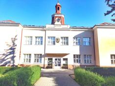Rekonstrukce střechy na staré budově ZŠ Pražská