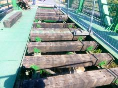 Oprava dřevěného povrchu železničního mostu